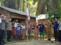 Lagu Indonesia Raya Menggema di Pemukiman SAD Kecamatan Pauh Sarolangun