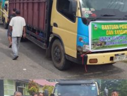 Pemkab Sarolangun Berangkatkan 3 Truk Bantuan Sandang dan Pangan untuk Korban Bencana Sumatera Barat