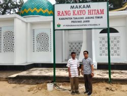 PTPN IV Regional Jambi Pasang Plang Baru Makam Orang Kayo Hitam, Perkuat Pelestarian Cagar Budaya