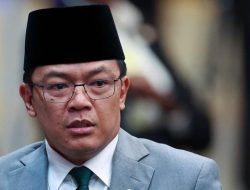 Demo Iran Memanas, Menlu RI Sulit Hubungi WNI akibat Pemblokiran Internet