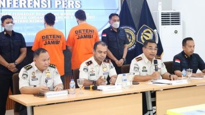 Palsukan Dokumen Paspor RI, Dua WNA Yaman Dideportasi Imigrasi Jambi