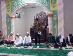 Wabup Muaro Jambi Junaidi H Mahir Safari Ramadhan di Masjid Baiturrahman, Salurkan Bantuan Rp10 Juta