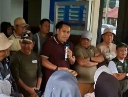 Bupati Merangin Sumbangkan Enam Bulan Gaji untuk “Perangi Sampah”