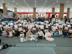 Rocky Candra Ajak 400 Anak Dhuafa di Jambi Belanja Baju Lebaran, Doakan Presiden Prabowo