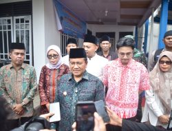 Wali Kota Jambi Maulana Apresiasi Program Peduli Berbagi Tetangga di Simpang III Sipin