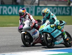 Debut Sensasional di Moto3 Thailand, Veda Ega Pratama Dijuluki “Roket Moto3”