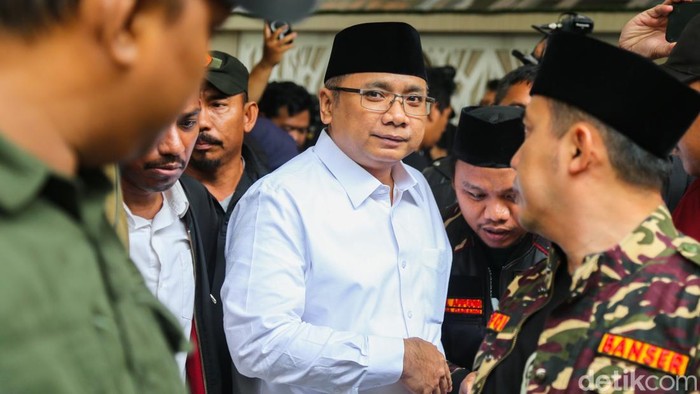 Juru Bicara KPK, Budi Prasetyo, mengatakan pemeriksaan terhadap Yaqut dilakukan dalam kapasitasnya sebagai tersangka.