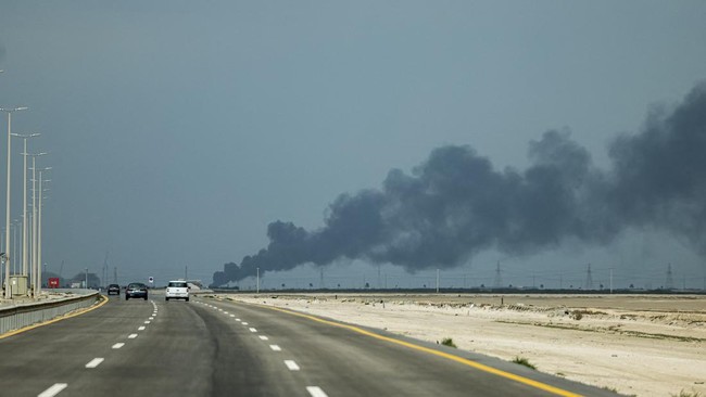 Arab Saudi ikut terkena dampak perang AS-Israel melawan Iran.
