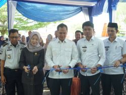 Grand Opening SPPG Aur Gading, Wabup Gerry Trisatwika Berharap Relawan Dapat Berikan Pelayanan Terbaik 