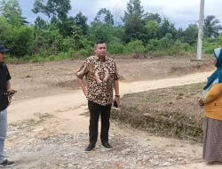 Penuhi Janji ke Almarhum Raffi, Ketua DPRD Kota Jambi Bangun Jalan 100 Meter di Alam Barajo