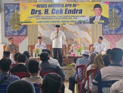 Reses di Tanjabtim, Camat Rantau Rasau dan Kadis Perindag Curhat kepada Cek Endra terkait Infrastruktur Jalan, Pasokan Listrik, Migas dan KUR 