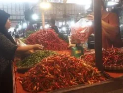 Harga Sembako di Pasar Angso Duo Jambi, Cabai Naik, Bawang Merah Turun