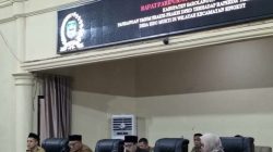 Ketua DPRD Sarolangun Ahmad Jani Pimpin Rapat Paripurna Pandangan Umum Fraksi-Fraksi DPRD Terhadap Raperda Pembentukan Desa Sido Mukti