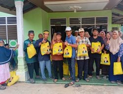 Lagi, Dalam Rangka HUT Golkar ke-61, DPD Golkar Batang Hari Bagikan Sembako Gratis kepada Masyarakat di Dua Lokasi 