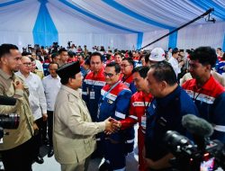 Prabowo Subianto kembali menegaskan komitmennya dalam mendorong transformasi ekonomi nasional dengan melakukan groundbreaking proyek hilirisasi di Cilacap, Jawa Tengah.