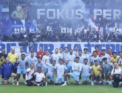 Jakmania vs Bobotoh Panaskan Persija vs Persib, Duel Mental Jelang Laga Penentuan