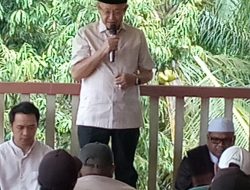 Cek Endra Umrohkan Mandor Kebun Sribado dan Beri Motivasi Ratusan Karyawan 