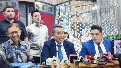 Hotman Paris Mundur Jadi Pengacara Febrie Adriansyah karena Saraf Kejepit