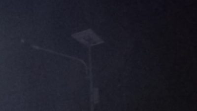 Warga Desa Pematang Gajah RT 13 digegerkan dengan peristiwa terbakarnya kabel jaringan listrik pada malam hari.