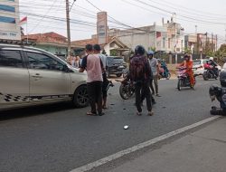 Kecelakaan di Depan Puri Arza Jambi, Mobil dan Motor Tabrakan