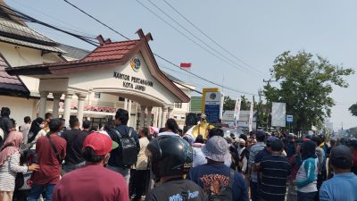 Masalah Tanah Keno Zona Merah, Ratusan Warga Padati Kantor Pertanahan Kota Jambi