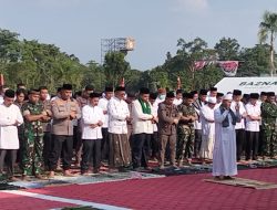 Shalat Istisqo di Lingkungan Pemkab Sarolangun Langitkan Istighfar dan Doa Mohon Diturunkan Hujan