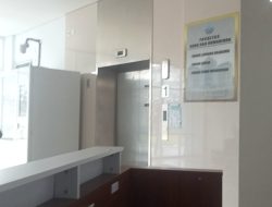 Kapan lift UIN Sultan thaa Saifudin Jambi di perbaiki? Mahasiswa banyak protes cuma ada 1 lift gfb